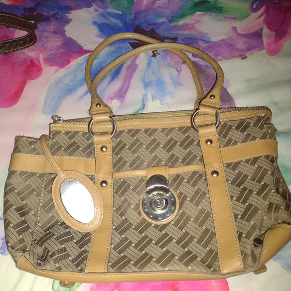 Nine West purse - Picture 1 of 3
